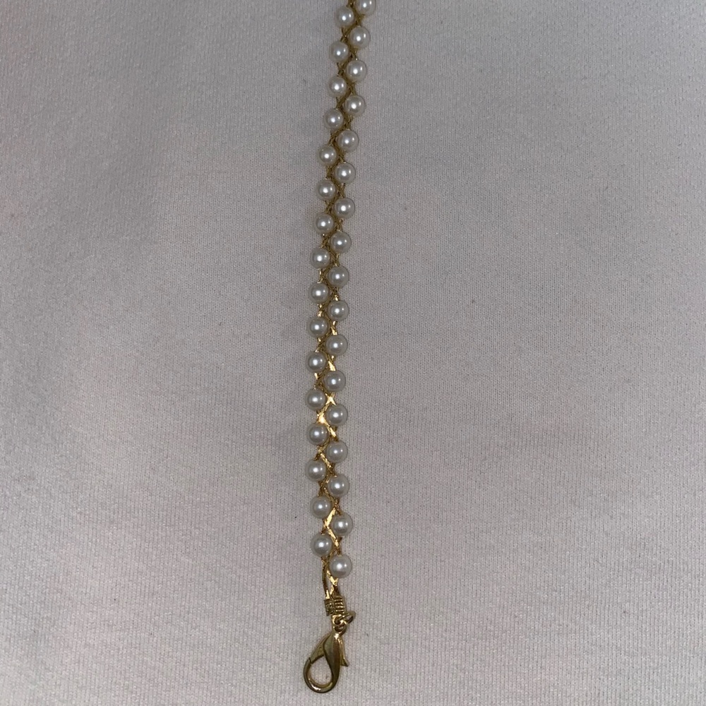gold and pearl bracelet